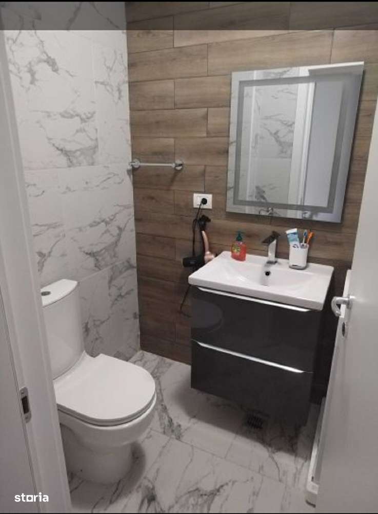 38279   Apartament 3 camere Palazu mare-5