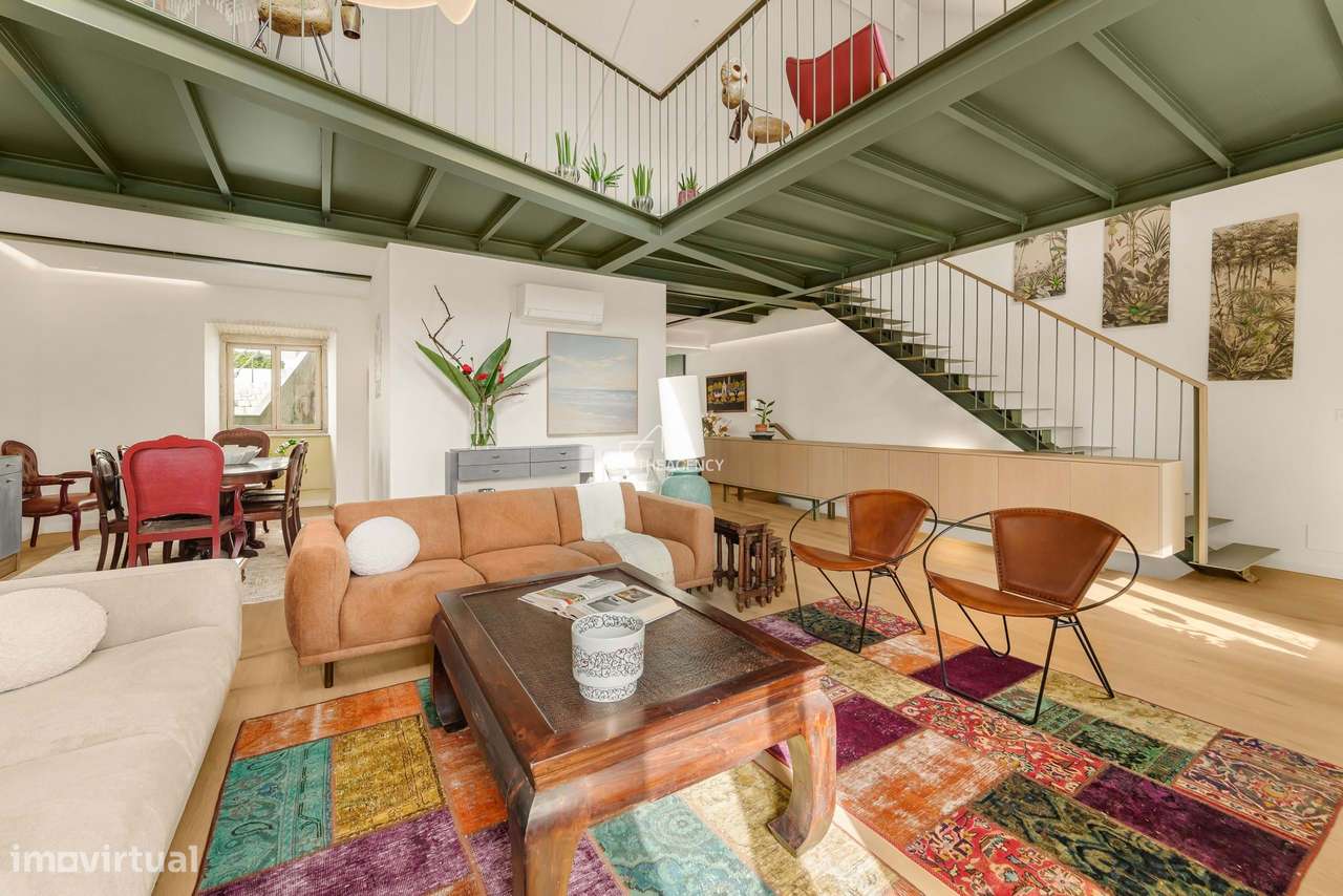 Moradia Histórica T3 de Luxo em Paço de Arcos, Lisboa – 240m² Totalmen - Grande imagem: 2/48