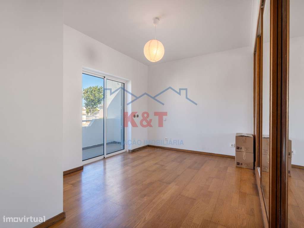 Moradia T3+1 Bemposta-17