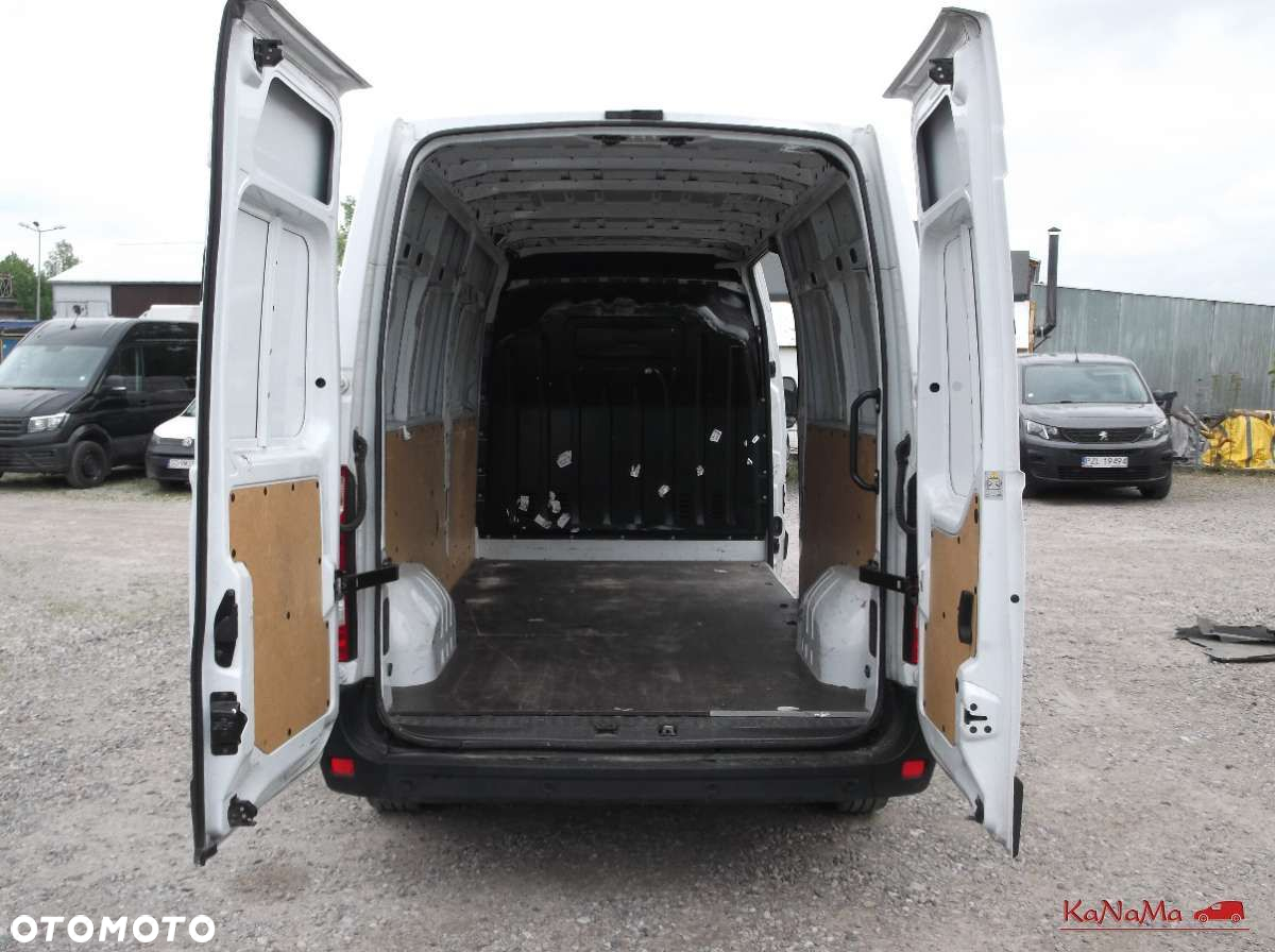 Renault Master - 38