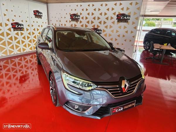 Renault Mégane Sport Tourer 1.5 Blue dCi Limited EDC - 1