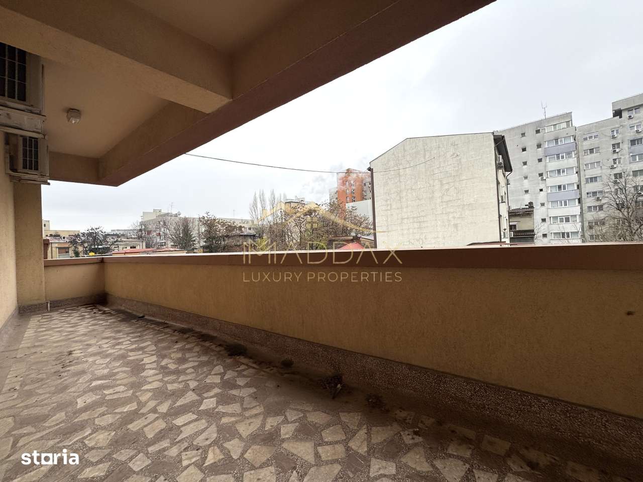 Vila cu 13 camere *460mpu* + garaj // Dorobanți-11