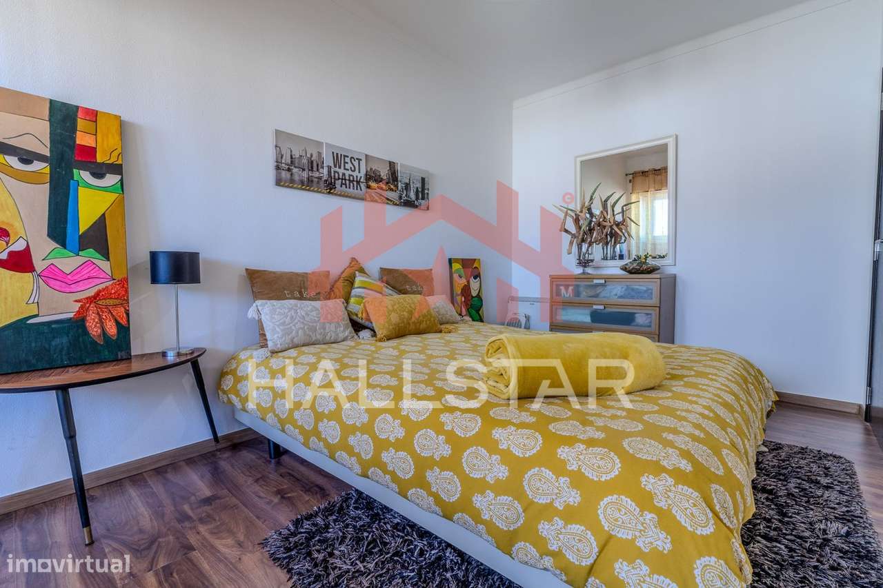 Apartamento T3 / Cozinha Equipada e Terraço / Nazaré-23