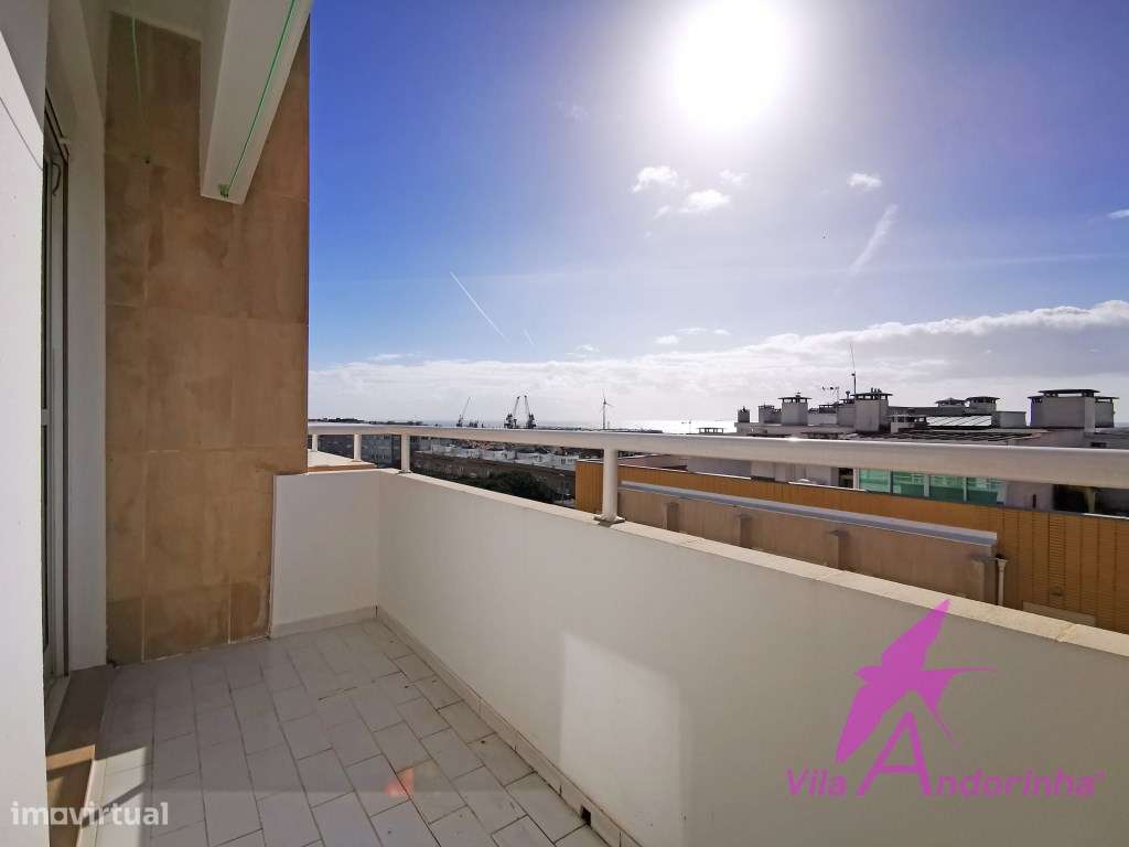 Apartamento T3 com Vista Mar a 3 Minutos do Centro da Cidade - Grande imagem: 5/28
