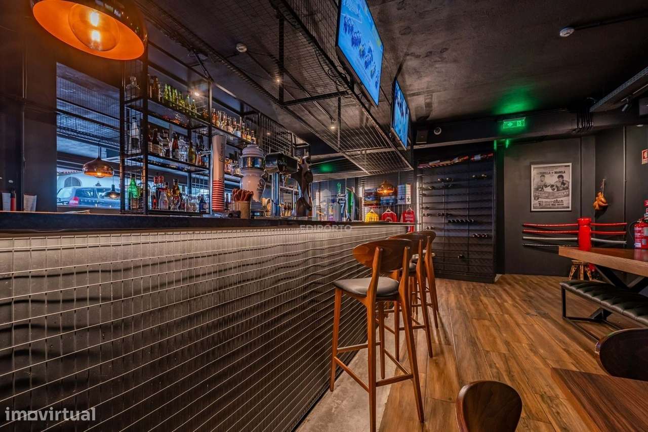 Restaurante /Bar para venda com 90 lugares sentados ao Gaia Shopping (-10