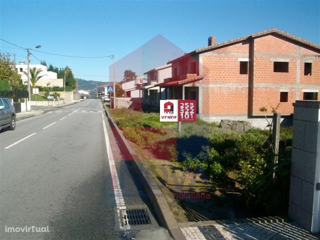 Terreno para construção, Vila Verde
