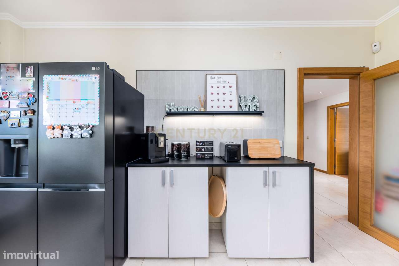 Apartamento T4 Quinta das Laranjeiras - Fernão Ferro-2