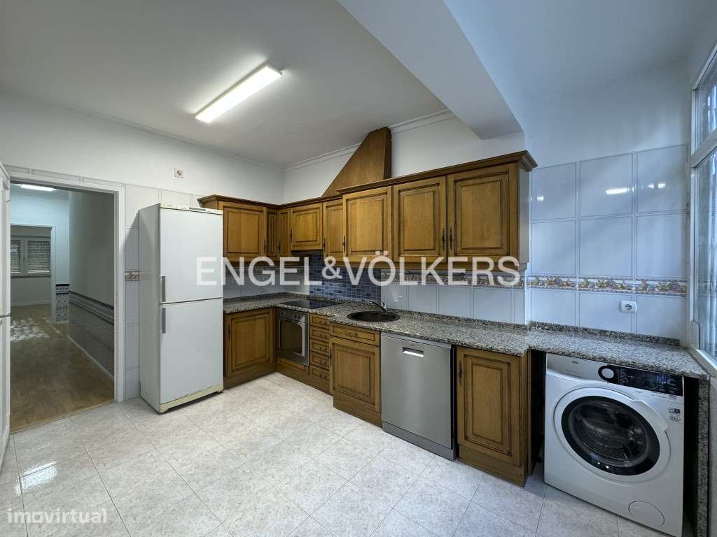 Apartamento T2 com Terraço em Carnide - Grande imagem: 4/36