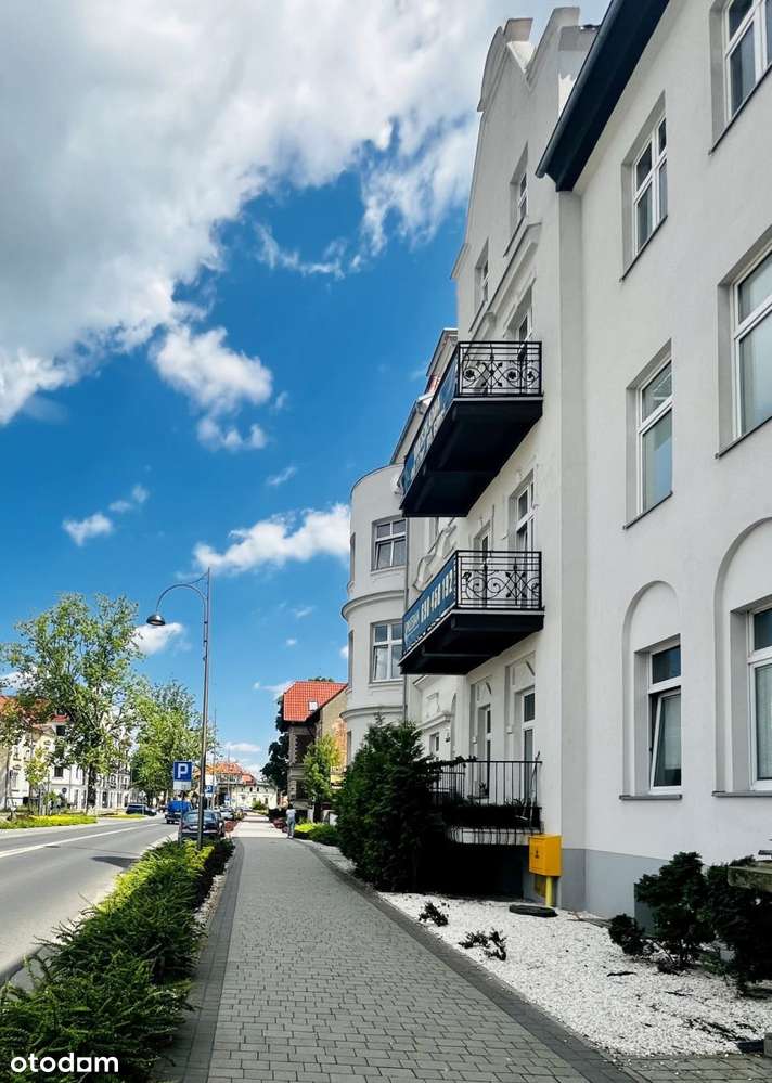 Komfortowe 2 pokoje w centrum Lubina-12