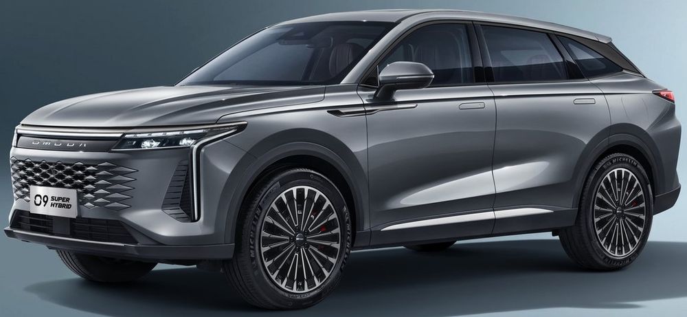 Omoda 9 1.5 Super Hybrid Exclusive AWD 2026