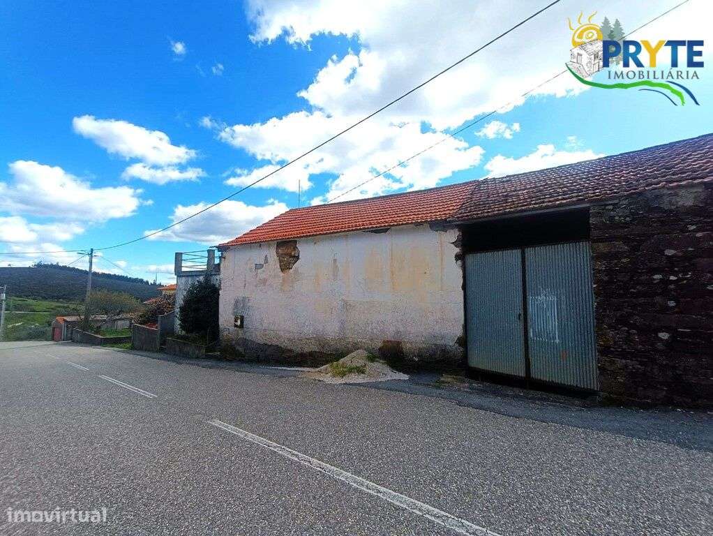 Moradia para recuperar situada em Perna do Galego - Ermida - Grande imagem: 5/60