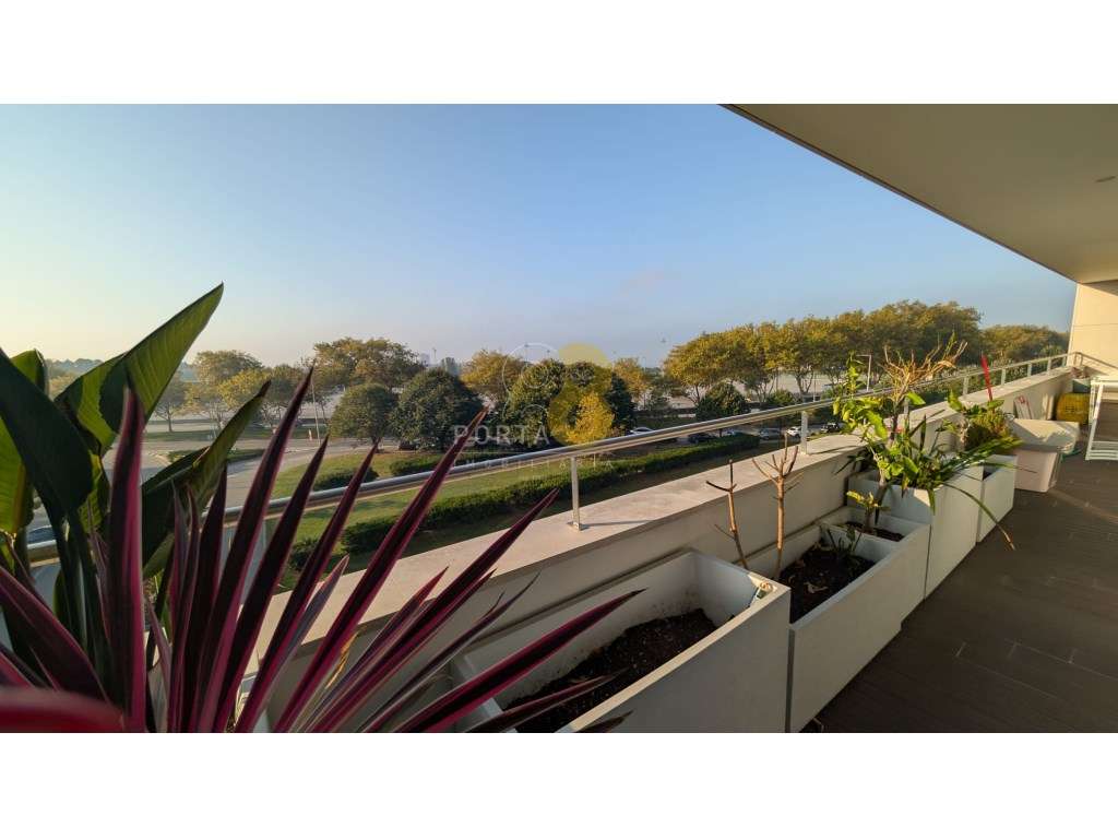 Apartamento T4 Mobilado com vistas para o Parque da Cidade
 - Mato... - Grande imagem: 4/60