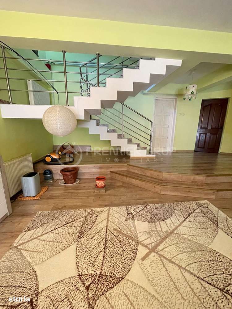 Vila 7 camere, Bucium - Barnova, 270mp, GARAJ + PISCINA - Imagine principală: 5/20