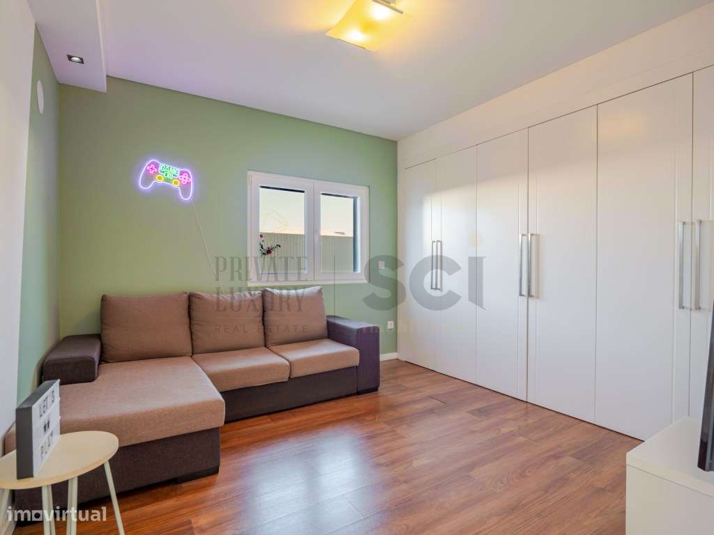 Moradia Independente T4 com piscina em Azeitão| Lote 857m2-25