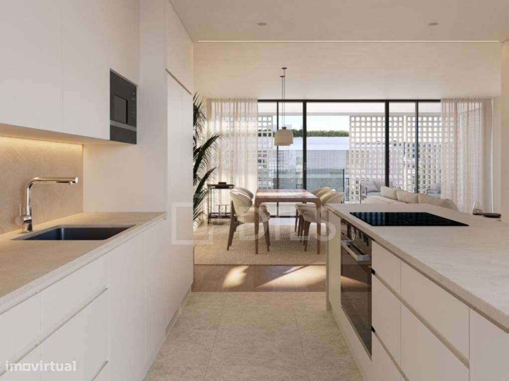 Apartamento T3 duplex com rooftop e piscina privada em Vilamoura - Grande imagem: 2/28