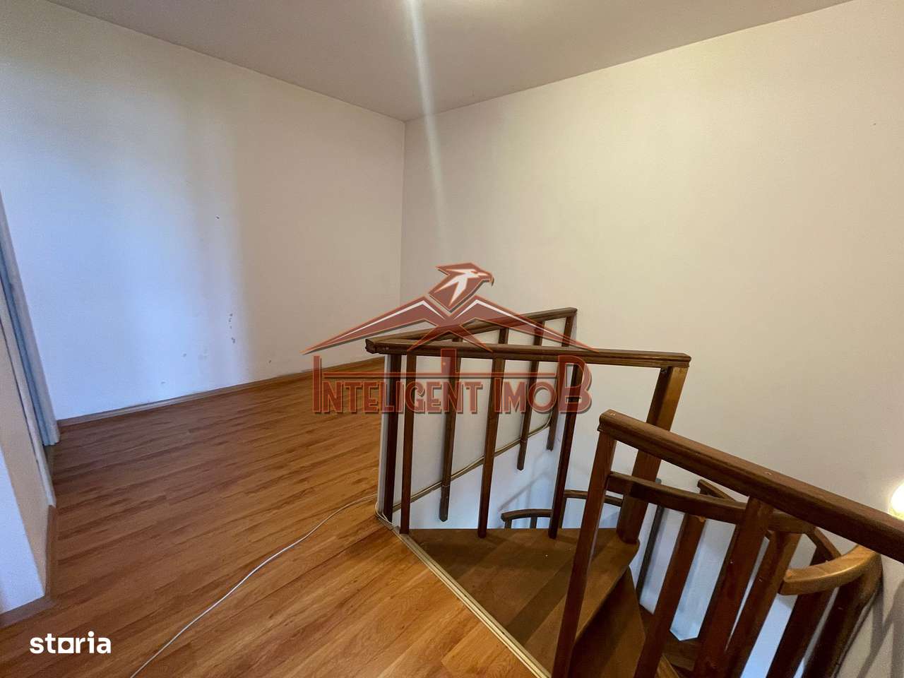 Apartament tip Duplex 3 Camere cu Vedere Panoramică și scara interioar-10