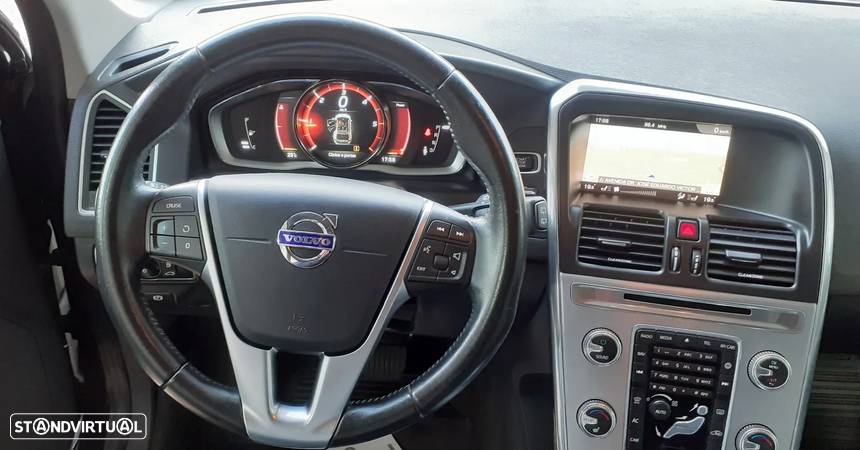 Volvo XC 60 D4 Geartronic Momentum Pro - 8