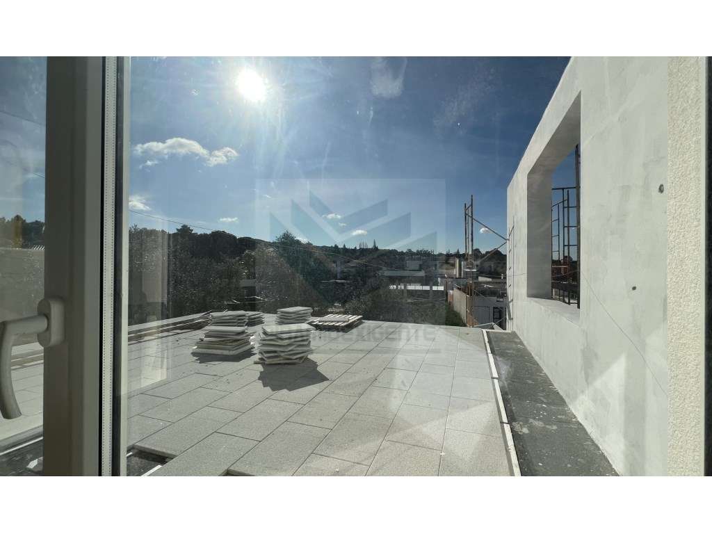 Moradia Isolada 4 Suítes, Piscina, Cave 43m2 - AZEITÃO-26