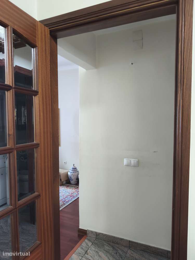 T3 Lisboa – Av. Almirante Reis, Bem Conservado, junto ao Metro Arroios-12