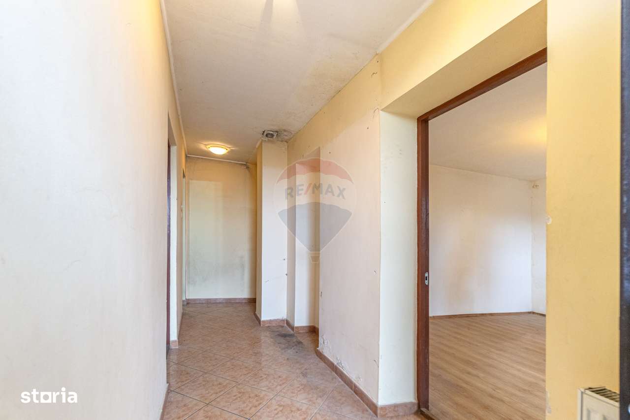 Casă individuală cu două unități locative. Zona Horia–Cloșca–Crișan-12