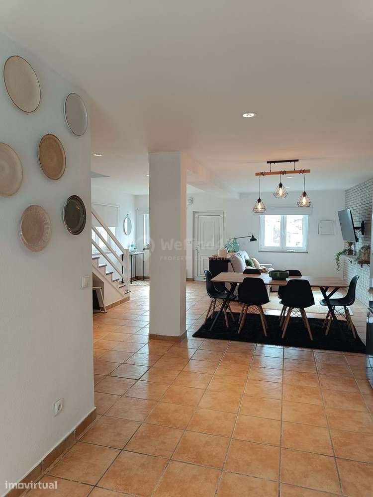 Moradia T3 totalmente renovada e equipada em Gáfete-15