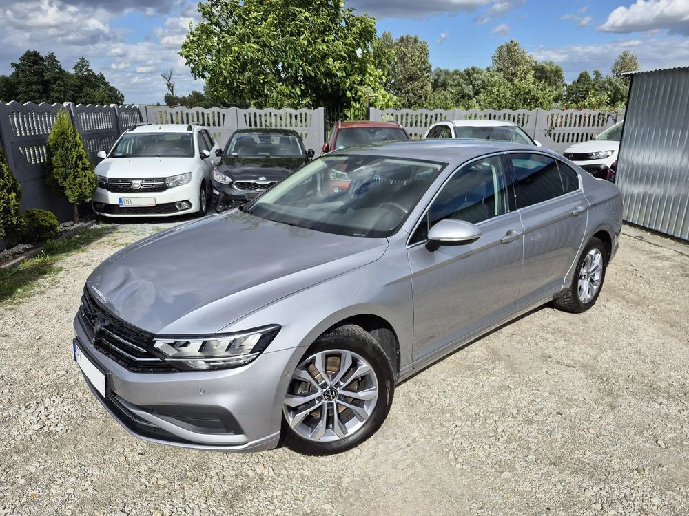 Volkswagen Passat B8 (2014-2023) 1.5 TSI EVO Business DSG 2022
