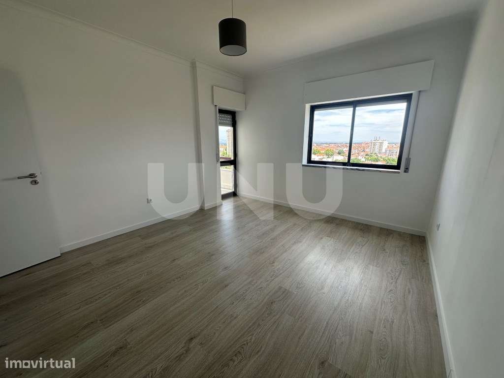 Apartamento T3 Remodelado-20
