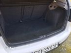 Volkswagen Golf V 1.9 TDI DPF BlueMot Comfortline - 22