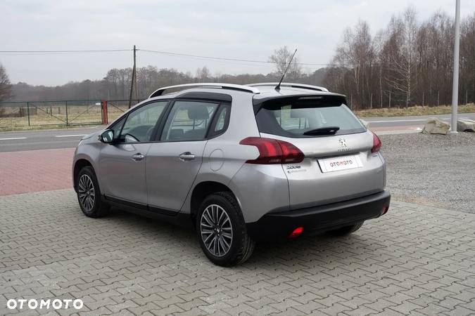 Peugeot 2008 1.2 Pure Tech Active - 5