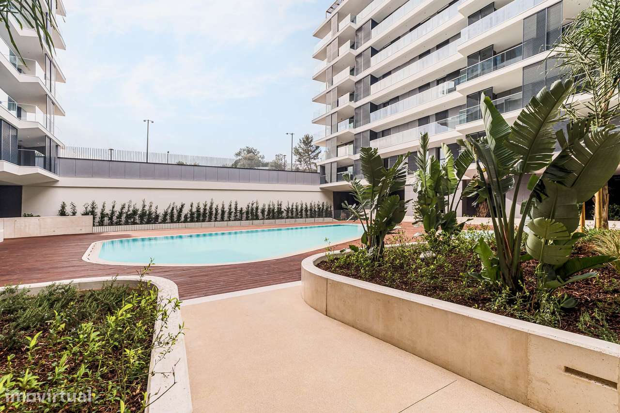 Apartamento t1 à venda na Avenida dos Combatentes, 70-32