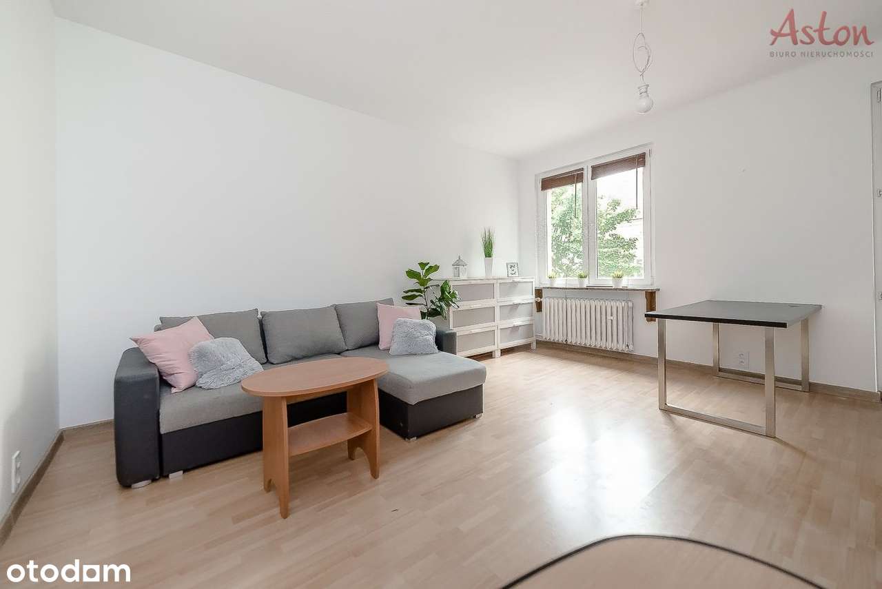 Duża kawalerka z balkonem ul. Bukowa-5