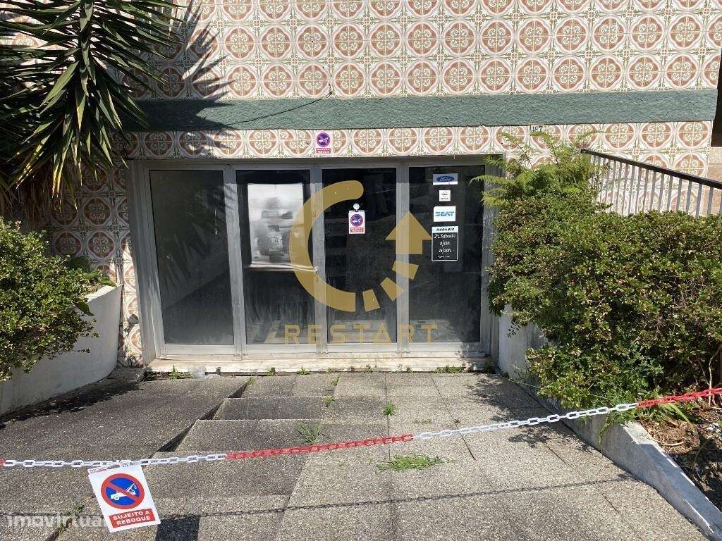 Armazém com 220m2 mais um escritório - Ermesinde - Grande imagem: 2/47