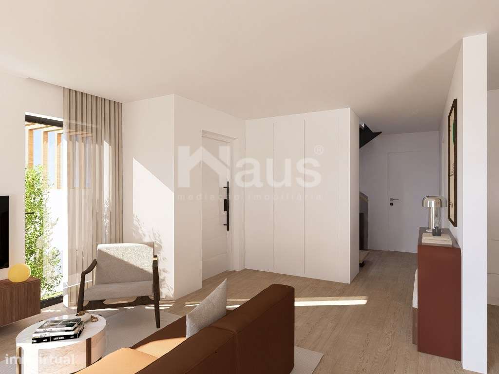 Moradia Geminada T3 com logradouro em fase de construção-16