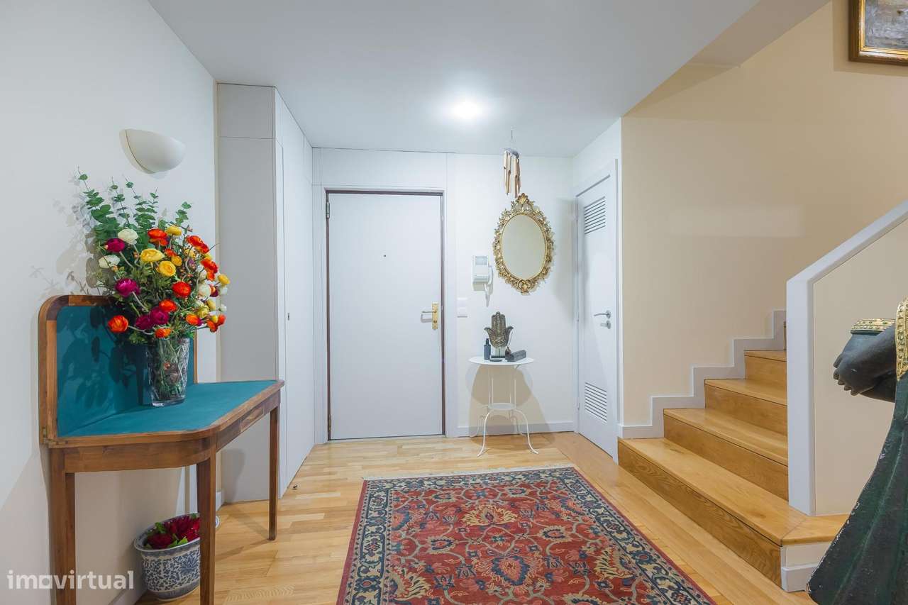 Exclusivo Duplex T5 no prestigiado “CONDOMÍNIO S. JOÃO BOSCO”-20