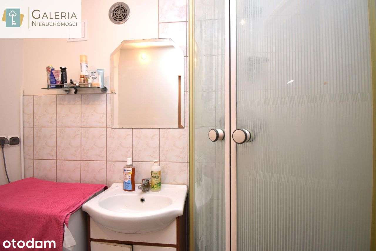 Przytulna kawalerka, I piętro, świetna lokalizacja-4