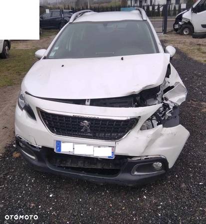 Peugeot 2008 1.6 e-HDi Active S&S - 15