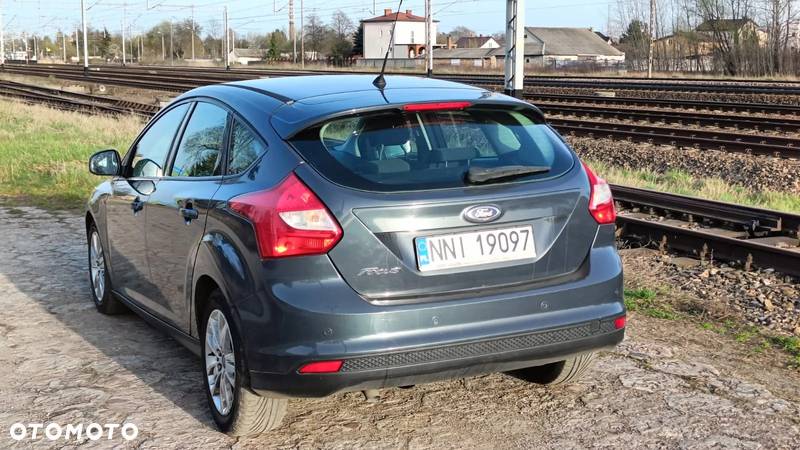 Ford Focus 1.6 TDCi Edition - 4