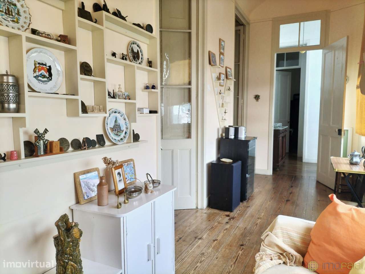 T7 + 2 Espaços Comerciais|Matriz-32