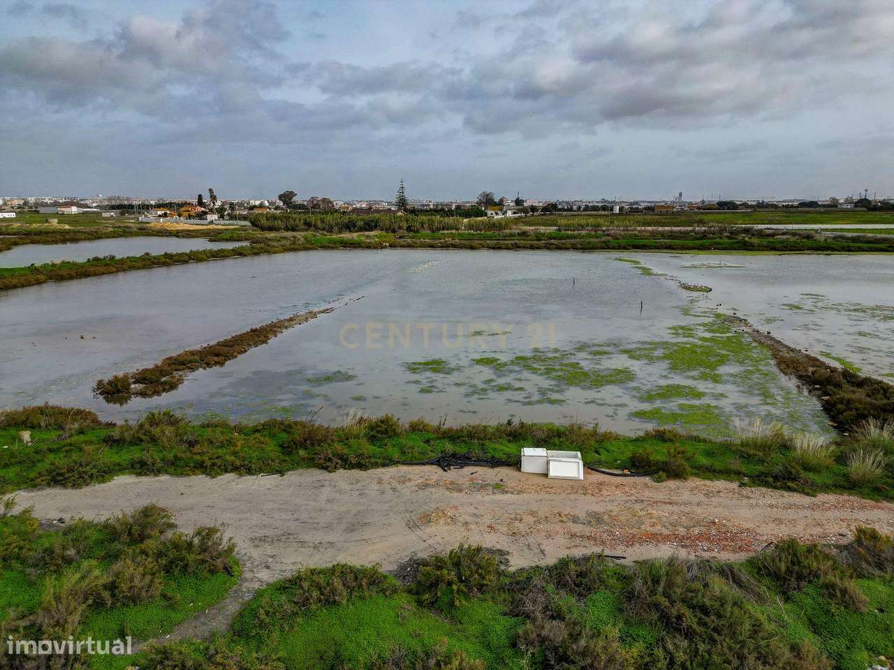 Marinha com 5 ha, destinada a piscicultura, em Sarilhos Grandes, Monti-22