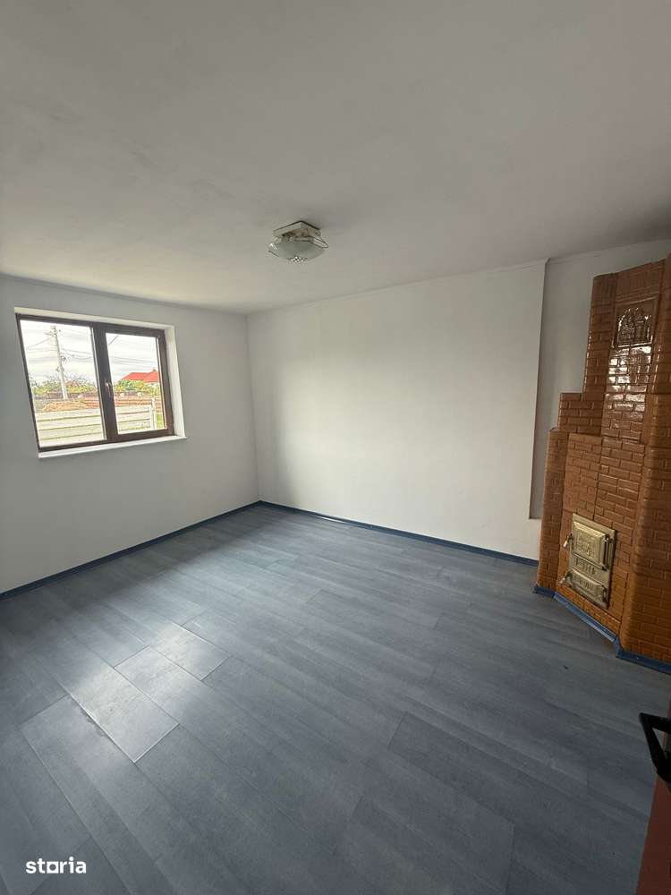 Casa Bradu la 7 km de Pitesti ,1100 mp teren - Imagine principală: 5/9