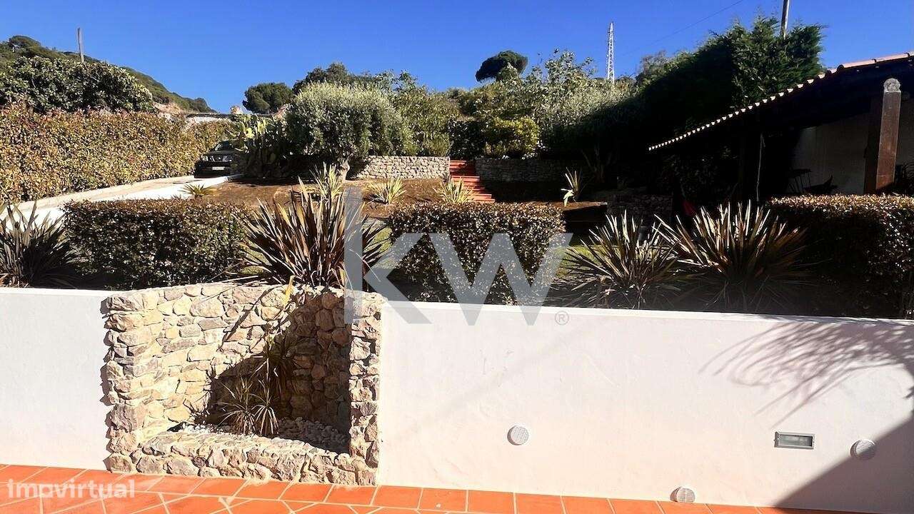 Moradia T4 com a possibilidade de ser T6 Isolada no inicio da Serra do - Grande imagem: 5/60