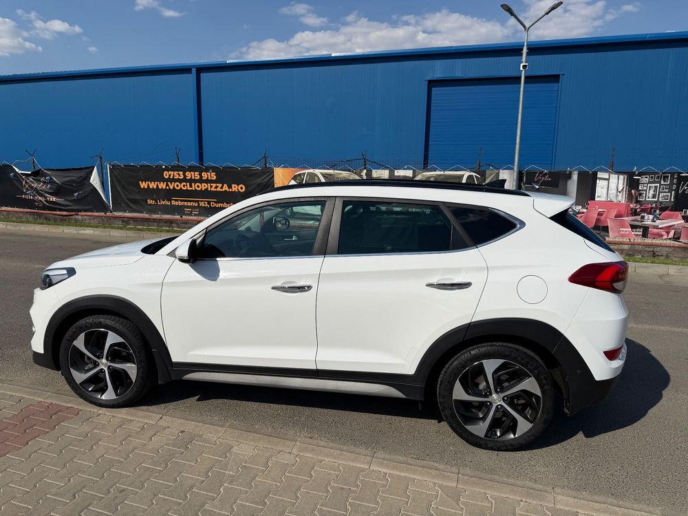 Hyundai Tucson III [2015 - 2020] 2.0 CRDI 4WD 6AT Luxury Pack+ 2017