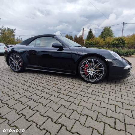 Porsche 911 Carrera 4S PDK Cabrio - 1