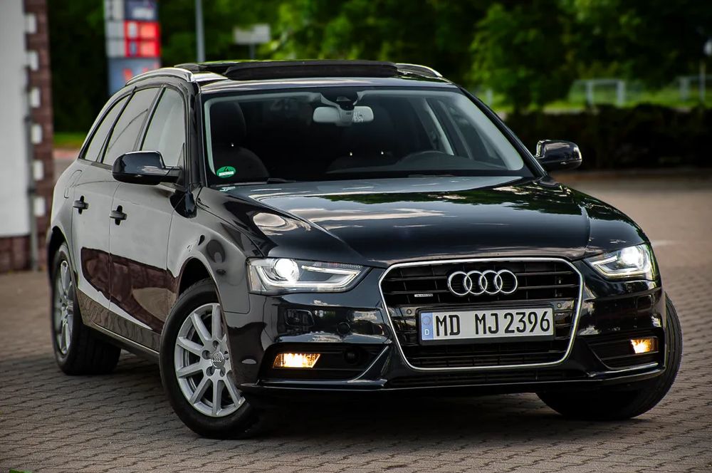 Audi A4 B8 2.0 TDI DPF quattro S tronic Ambiente 2014