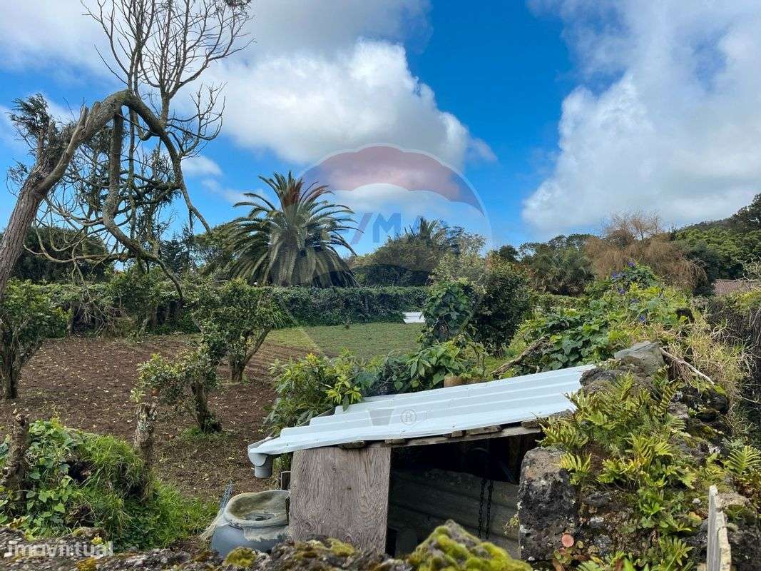 Terreno  para venda - Grande imagem: 2/6