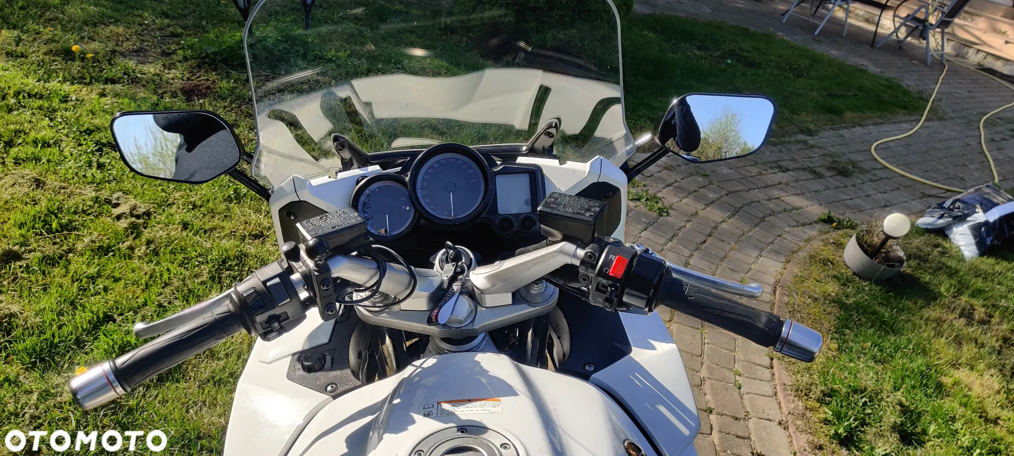 Yamaha FJR - 11