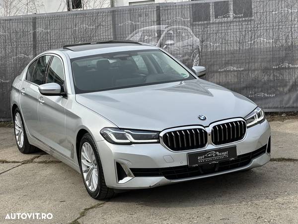 BMW Seria 5 530i xDrive MHEV - 20