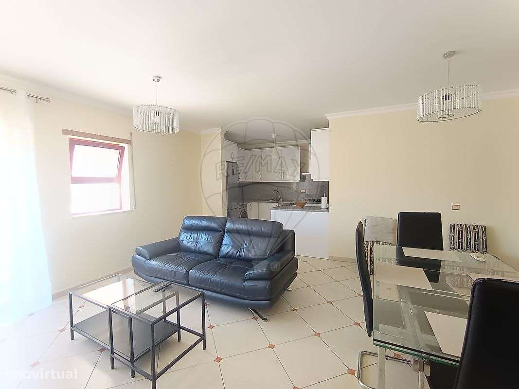 Apartamento T2 para arrendamento - Grande imagem: 2/10