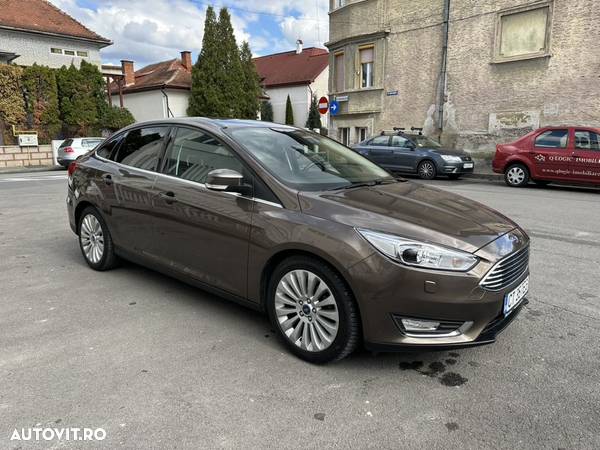 Ford Focus 1.0 EcoBoost Titanium - 10