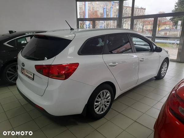 Kia Ceed - 5